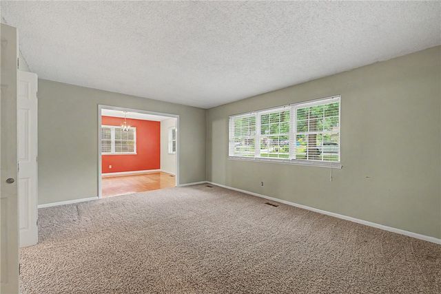 1966 E Brent Lane, Fayetteville, AR 72703