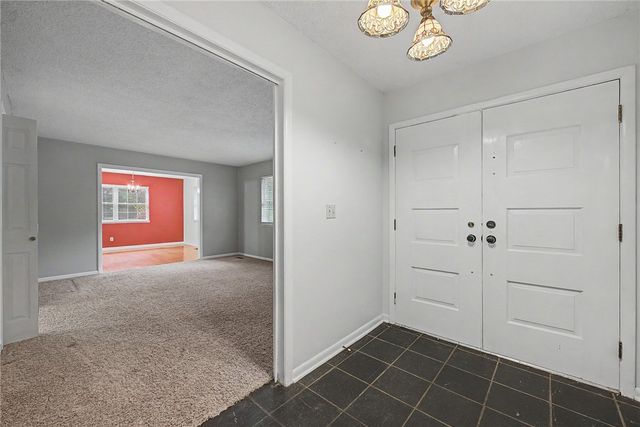 1966 E Brent Lane, Fayetteville, AR 72703