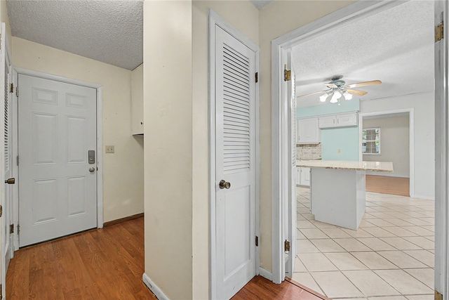 1966 E Brent Lane, Fayetteville, AR 72703