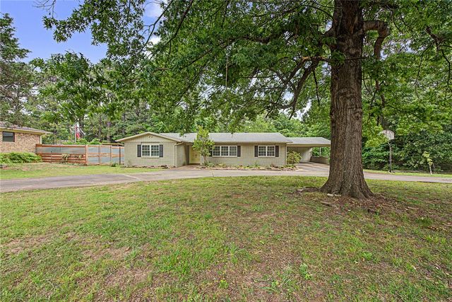 1966 E Brent Lane, Fayetteville, AR 72703