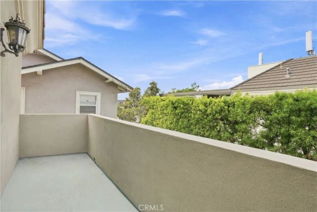 211 S. Francisca Avenue B, Redondo Beach, CA 90277