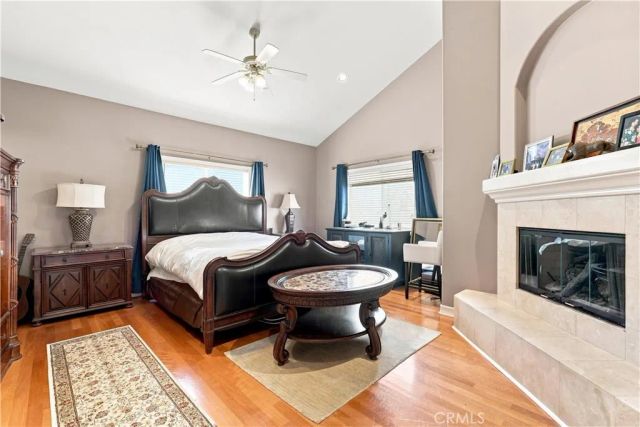 211 S. Francisca Avenue B, Redondo Beach, CA 90277