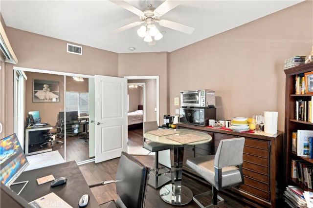 211 S. Francisca Avenue B, Redondo Beach, CA 90277