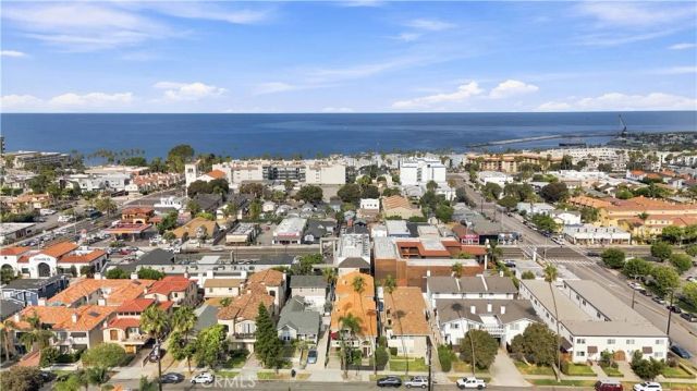 211 S. Francisca Avenue B, Redondo Beach, CA 90277