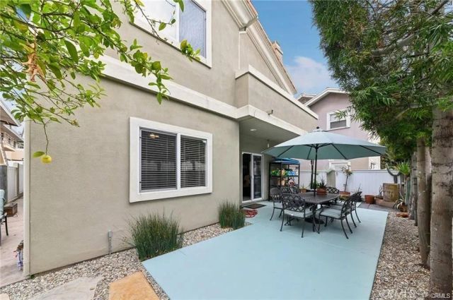 211 S. Francisca Avenue B, Redondo Beach, CA 90277