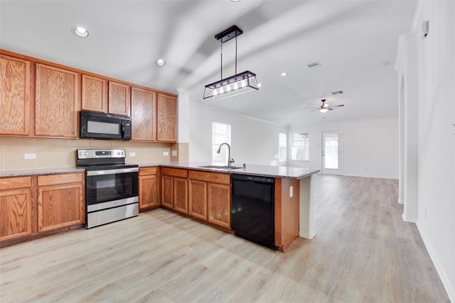 2410 Lakecrest Town Drive, Katy, TX 77493