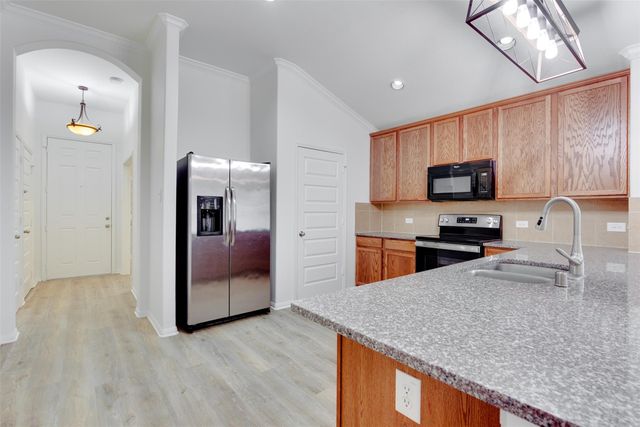2410 Lakecrest Town Drive, Katy, TX 77493