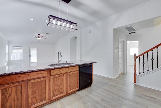 2410 Lakecrest Town Drive, Katy, TX 77493