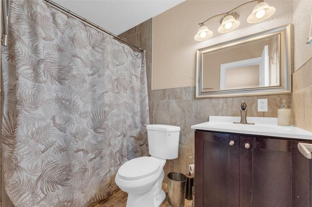 1750 NW 35th Terrace, Lauderhill, FL 33311