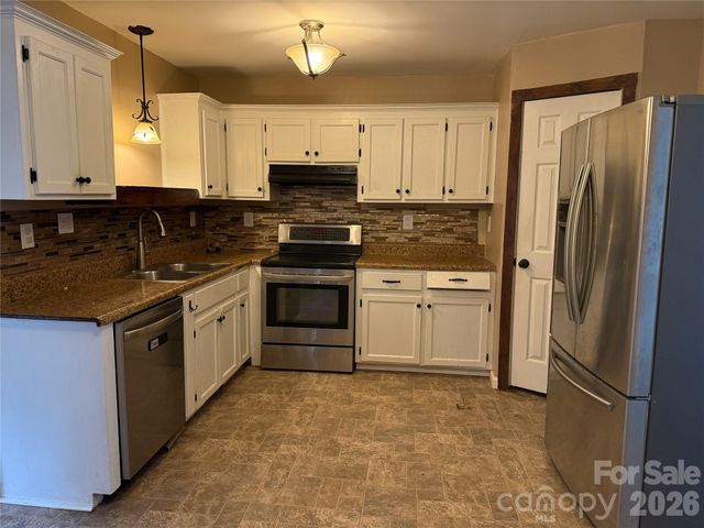 309 Mel Lane, Crouse, NC 28033