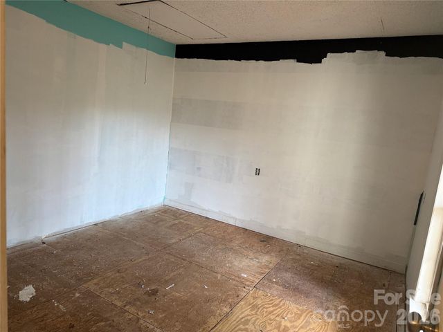 309 Mel Lane, Crouse, NC 28033