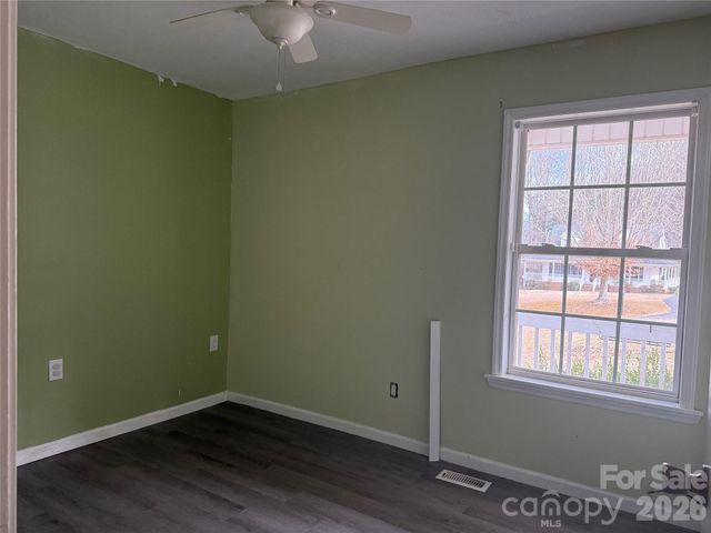 309 Mel Lane, Crouse, NC 28033