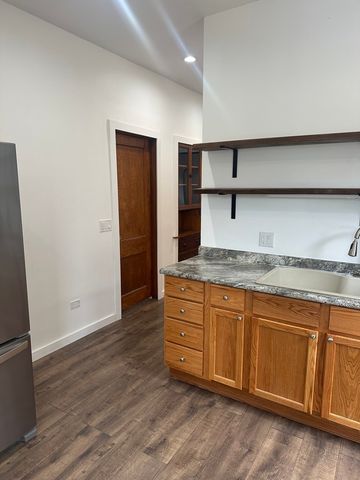 8634 S Carpenter Street, Chicago, IL 60620