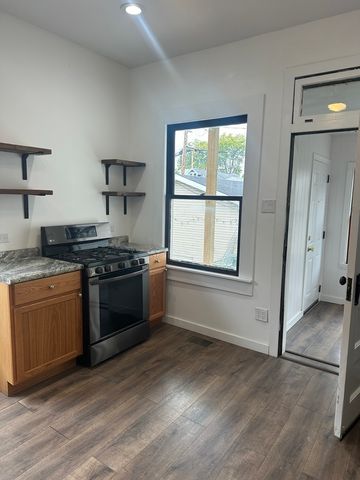 8634 S Carpenter Street, Chicago, IL 60620