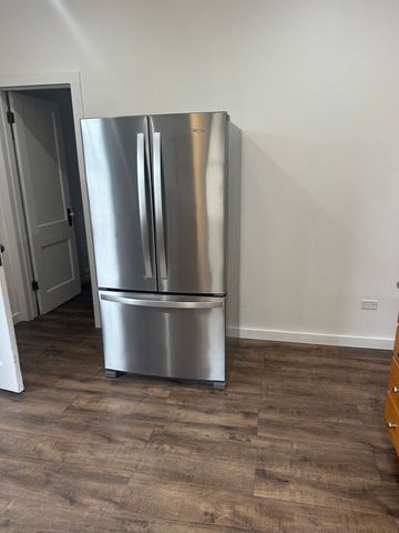 8634 S Carpenter Street, Chicago, IL 60620