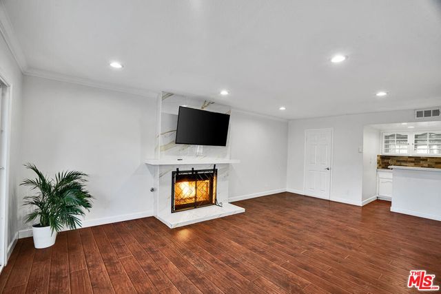 11158 Newcastle Avenue, Granada Hills, CA 91344