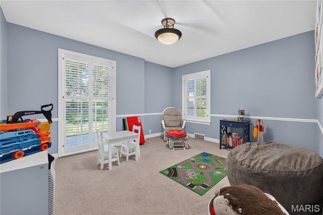21 Country Life Acres, Country Life Acres, MO 63131