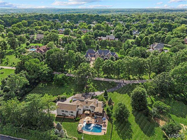 21 Country Life Acres, Country Life Acres, MO 63131
