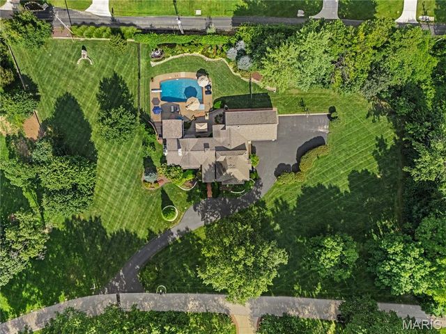 21 Country Life Acres, Country Life Acres, MO 63131