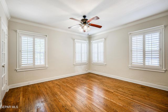 715 E ROBINSON Avenue, El Paso, TX 79902