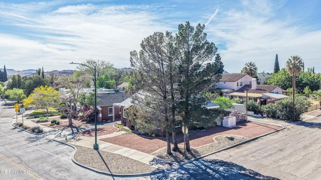 715 E ROBINSON Avenue, El Paso, TX 79902