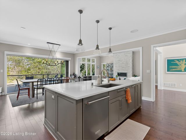 6110 Maddox Blvd, Prospect, KY 40059