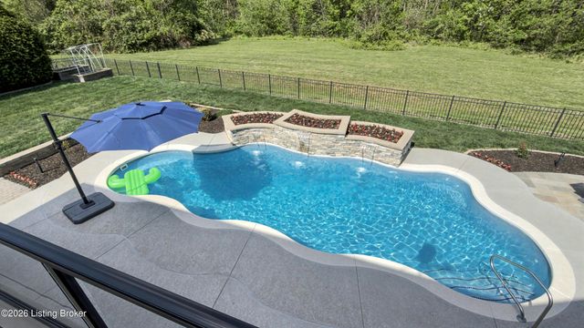6110 Maddox Blvd, Prospect, KY 40059