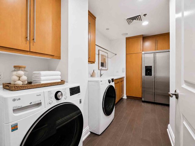 55 E Erie Street 2705, Chicago, IL 60611