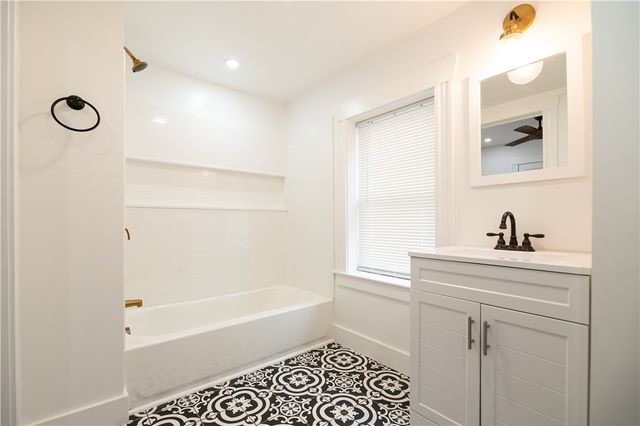 37 Austin Avenue, East Providence, RI 02914