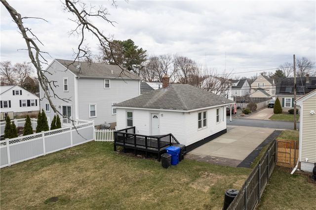 37 Austin Avenue, East Providence, RI 02914