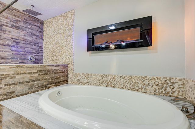 1207 Archer Street, Houston, TX 77009