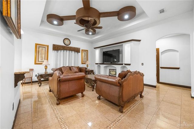 6813 N Gwin Road, Edinburg, TX 78542