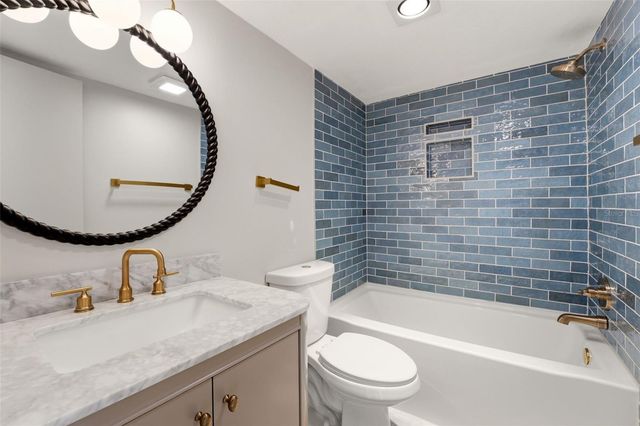 9150 BLIND PASS ROAD 206, Sarasota, FL 34242