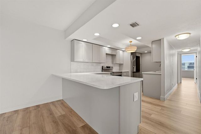 9150 BLIND PASS ROAD 206, Sarasota, FL 34242