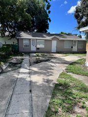 536 AVENUE H SE, Winter Haven, FL 33880