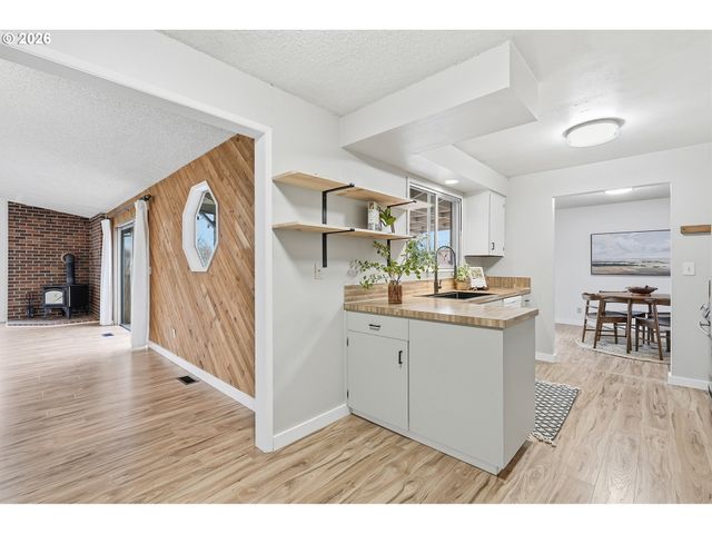 1407 WILLAMINA Ave, Forest Grove, OR 97116