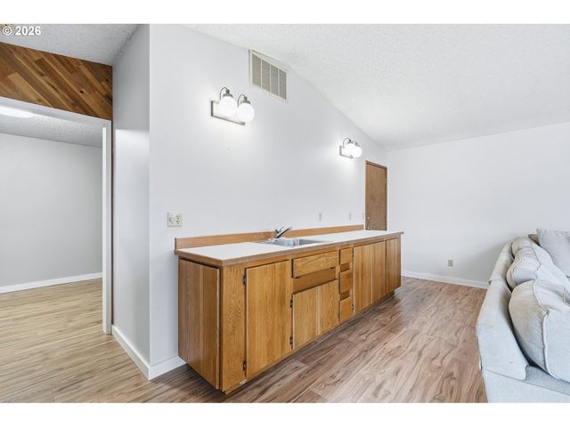1407 WILLAMINA Ave, Forest Grove, OR 97116
