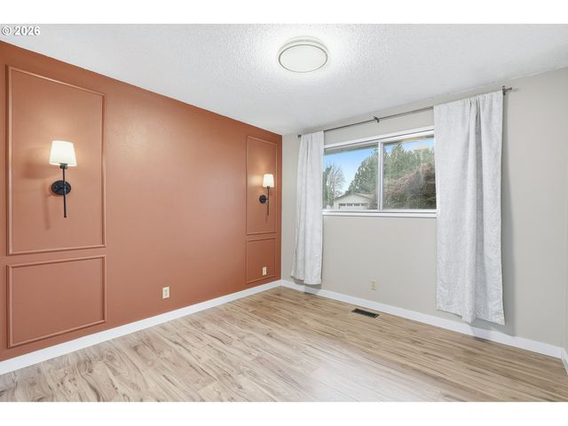 1407 WILLAMINA Ave, Forest Grove, OR 97116