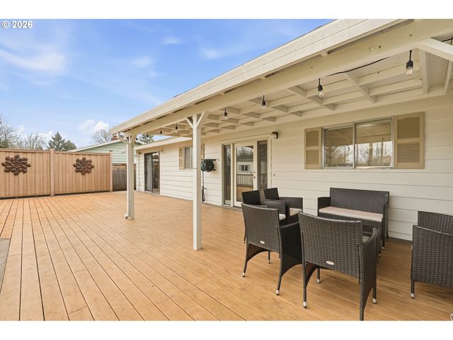 1407 WILLAMINA Ave, Forest Grove, OR 97116