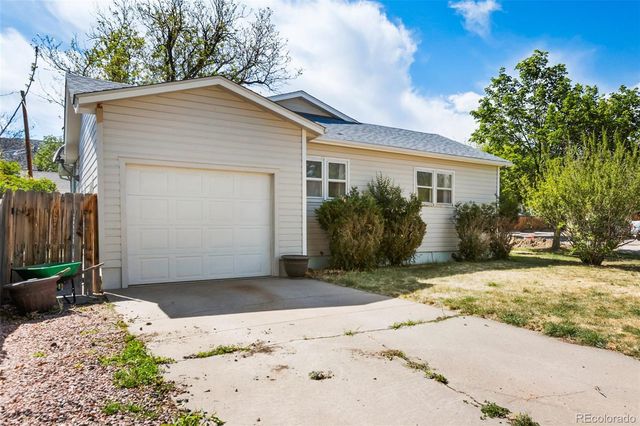 830 Forest Avenue, Canon City, CO 81212