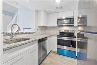 2024 Champions Way, North Lauderdale, FL 33068