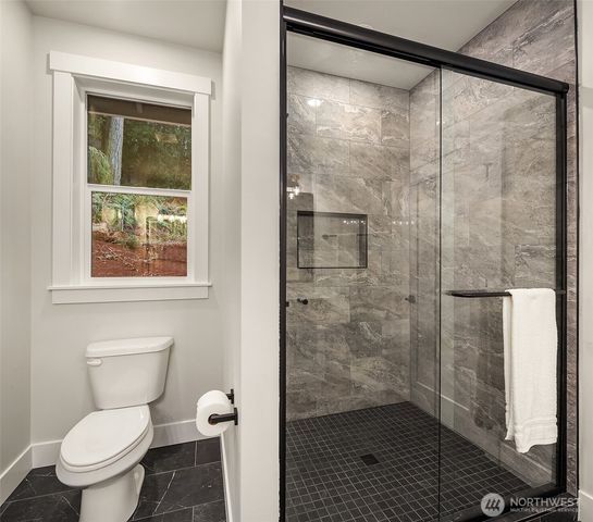 4 Twin Flower Circle, Bellingham, WA 98229