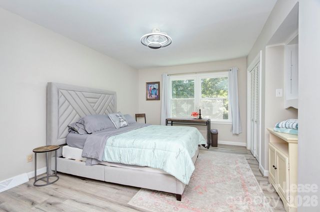 629 Grandin Road, Charlotte, NC 28208