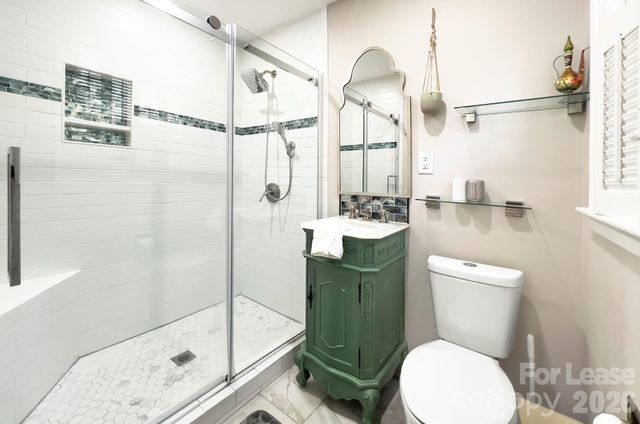 629 Grandin Road, Charlotte, NC 28208