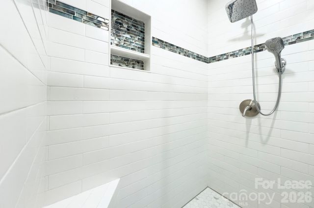 629 Grandin Road, Charlotte, NC 28208