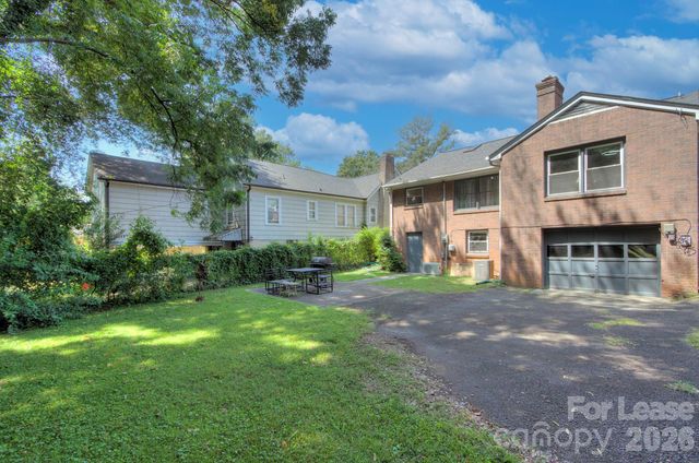 629 Grandin Road, Charlotte, NC 28208