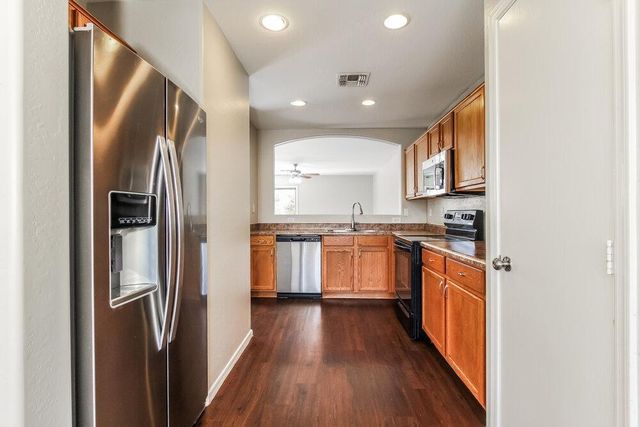 2415 W Maldonado Road, Phoenix, AZ 85041