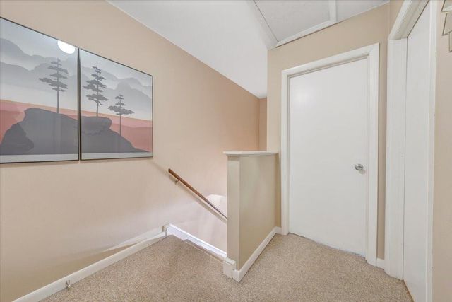 7022 Oak CT, Roanoke, VA 24018