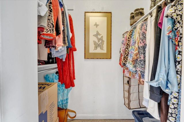 7022 Oak CT, Roanoke, VA 24018