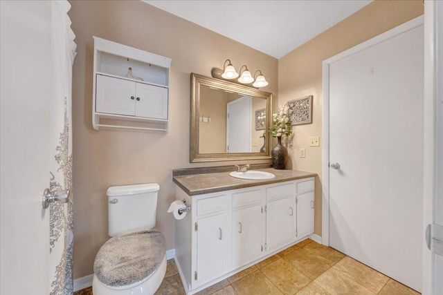 7022 Oak CT, Roanoke, VA 24018